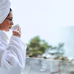 Frojd Kune Resort & Beach Hotel