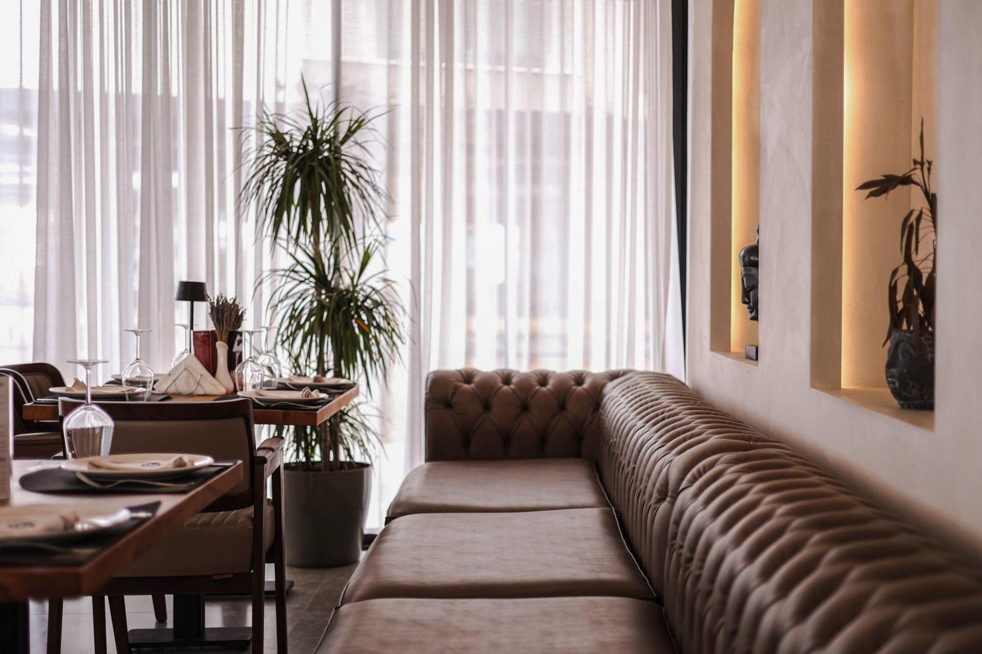 Hotel Frojd Kune & 5*